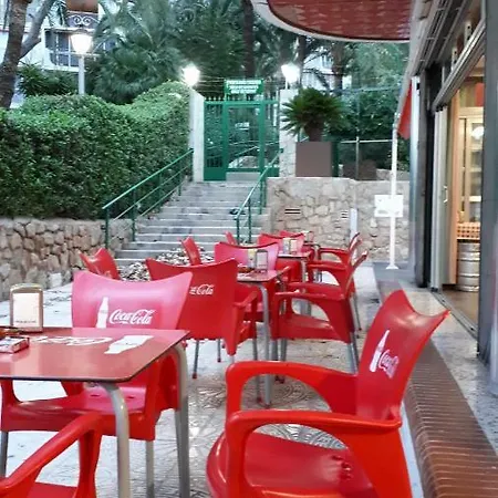 Sunny Holidays In Apartmán Benidorm